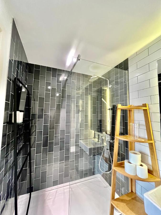 Luxury 2 Bedroom 2 Bathroom Apartment - London City Airport מראה חיצוני תמונה